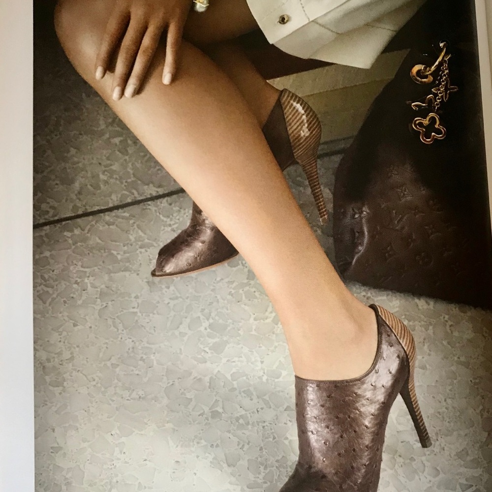 EUC LOUIS VUITTON CRIUSE RUNWAY BROWN FAUX CROC PEEP-TOE “CYPRESS” BOOTIE - Picture 4 of 12